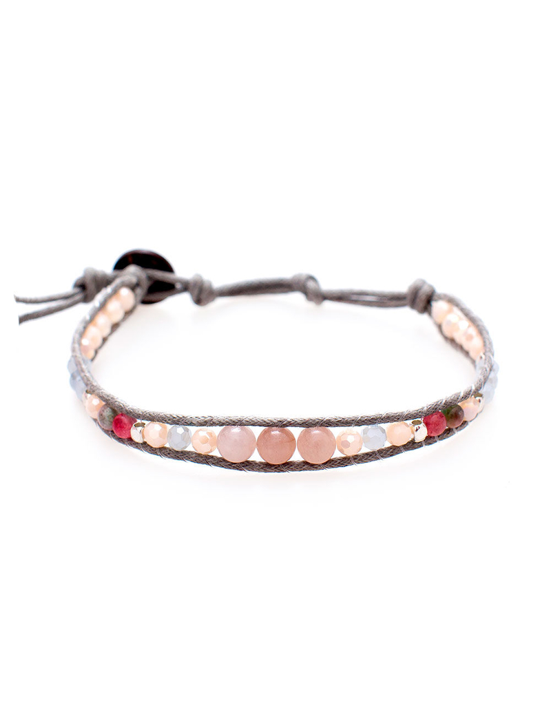 LOTUS AND LUNA Winter Rose Bracelet image number 0