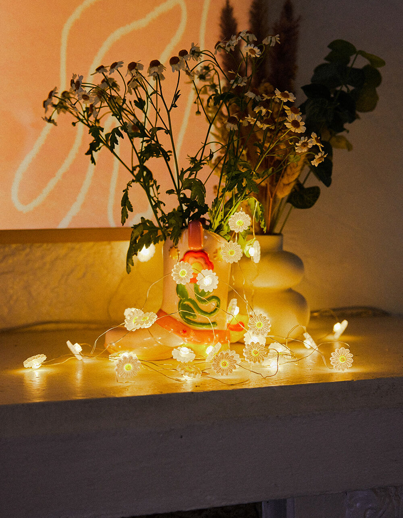 Daisy Wire String Lights image number 0