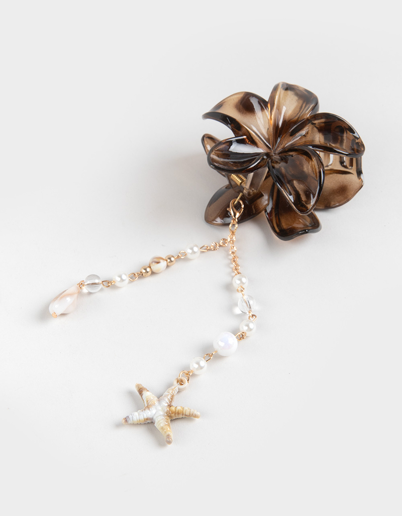 FULL TILT Faux Pearl/Starfish Floral Claw Clip image number 1