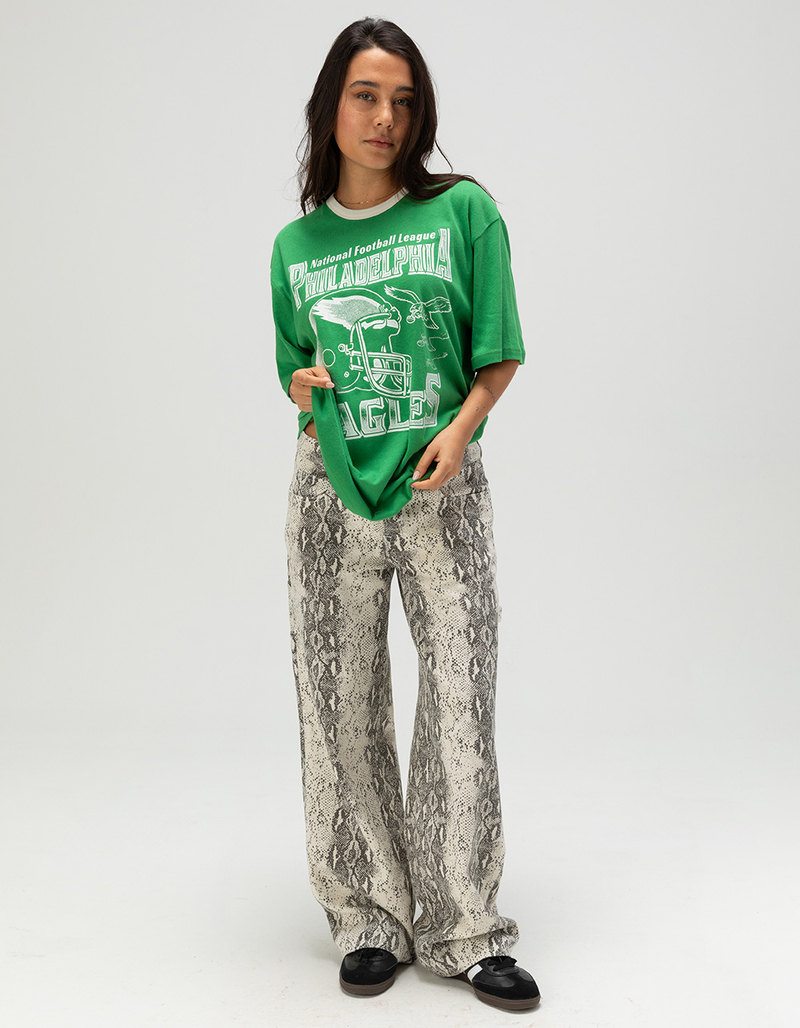 JUNK FOOD Philadelphia Eagles Oversized Ringer Tee image number 7