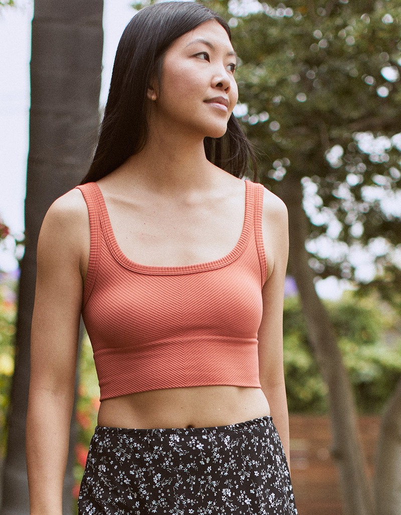 FULL TILT Seamless Chevron Womens Crop Tank Top image number 0