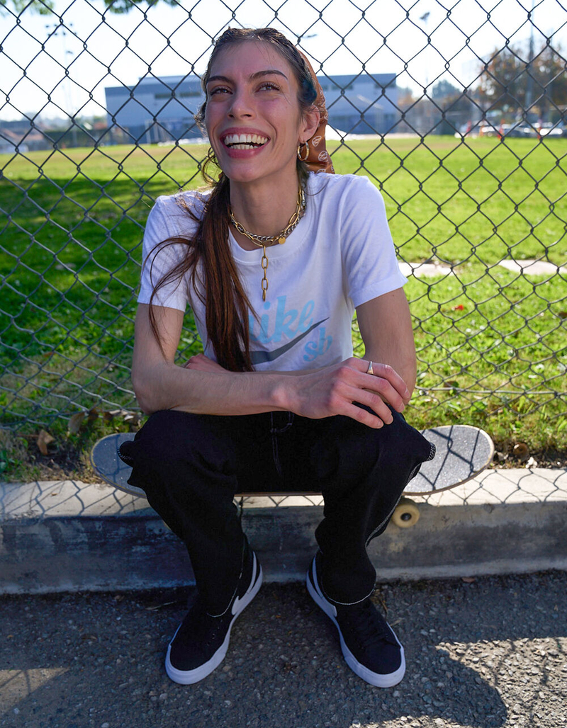 NIKE SB Womens Tee image number 3
