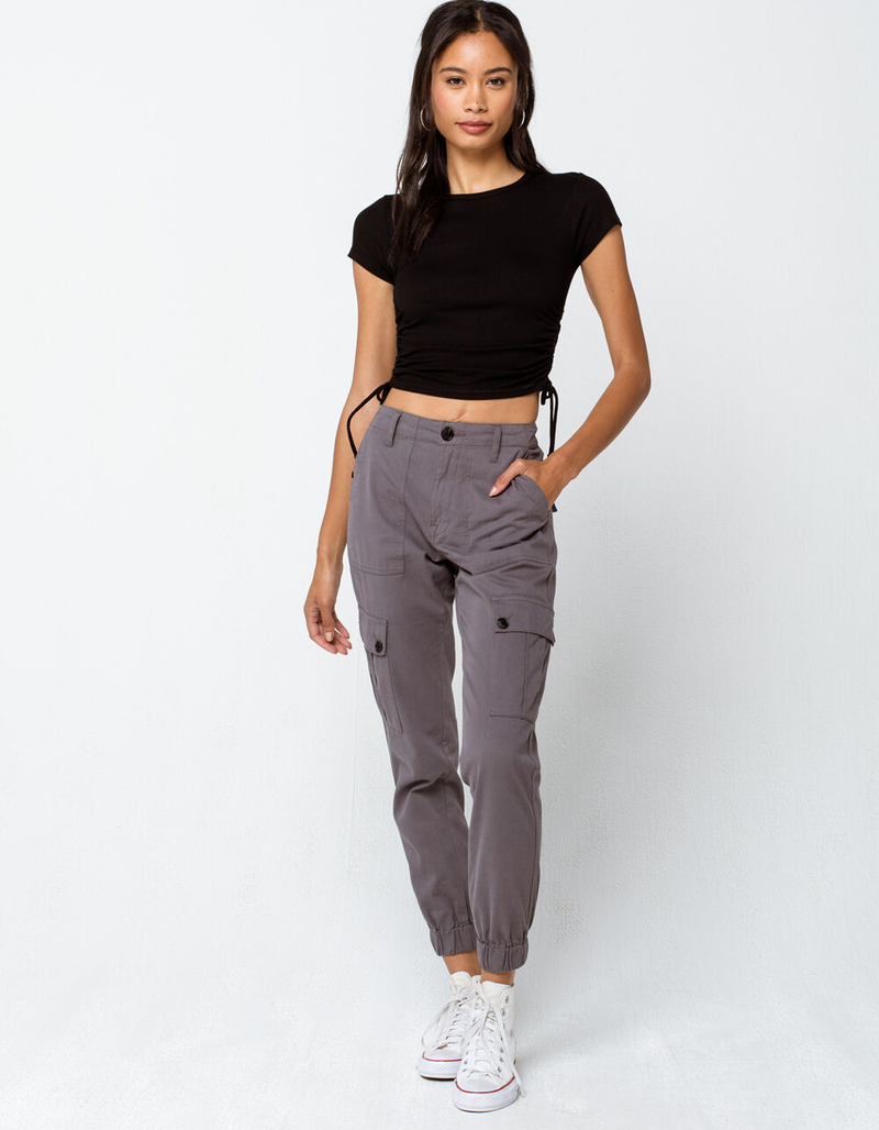 SKY AND SPARROW Solid Cinch Side Womens Black Tee image number 3