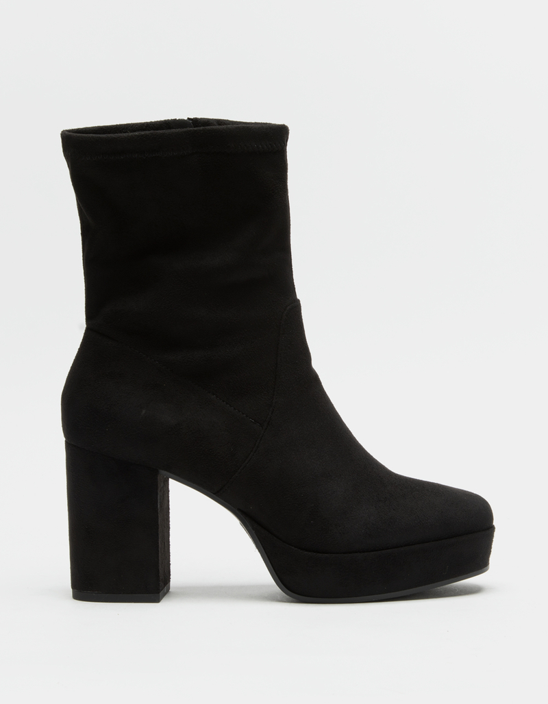 SODA Faux Suede Womens Ankle Booties image number 1