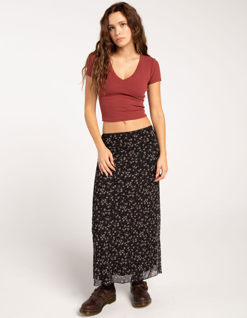 TILLYS V-Neck Rib Womens Tee image number 3