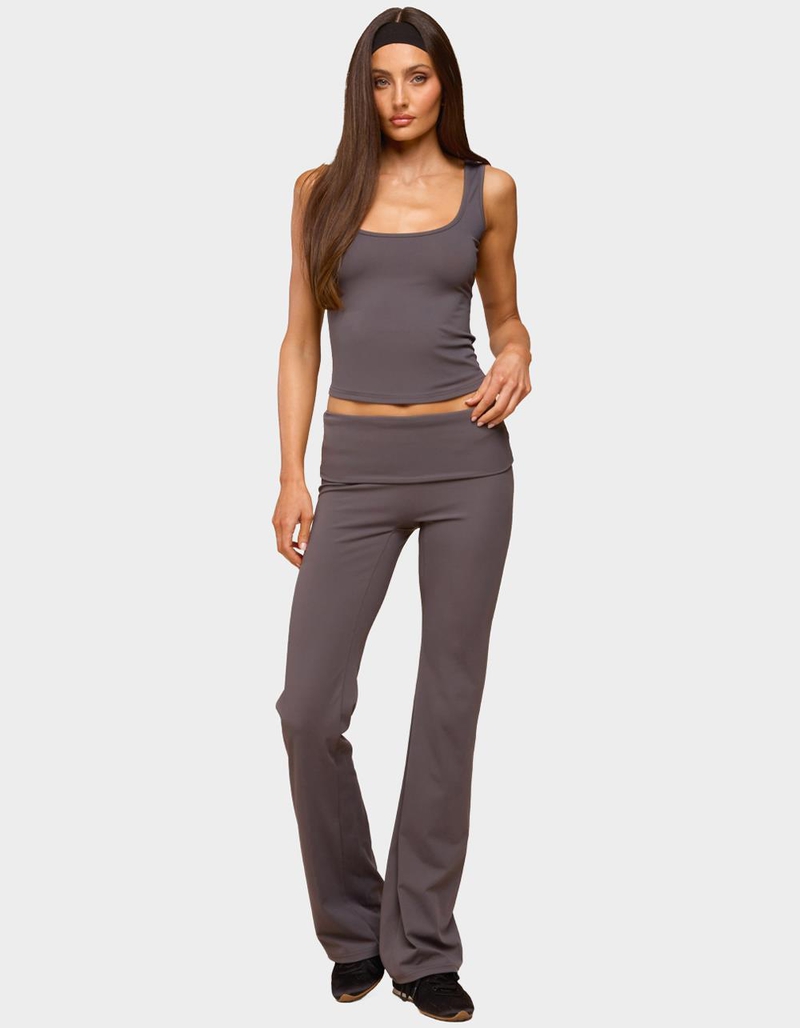 EDIKTED Kiarra Scoop Neck Tank Top image number 3