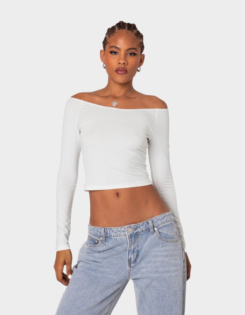 EDIKTED Tahlia V-Neck Off Shoulder Top image number 0