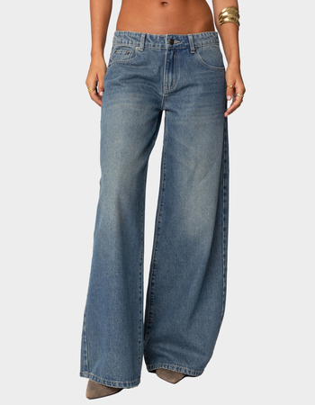 EDIKTED Vyxen Vintage Washed Low Rise Jeans Primary Image