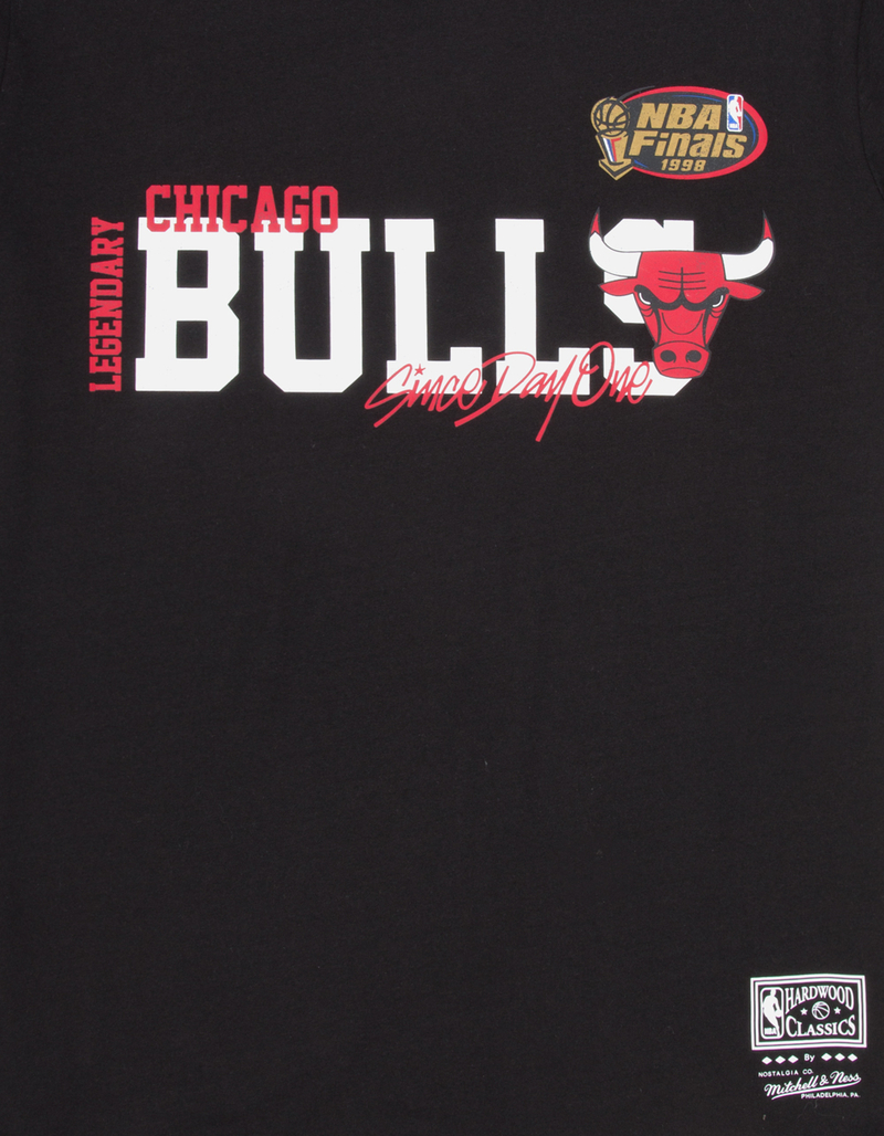 MITCHELL & NESS Chicago Bulls Home Team Mens Tee image number 3