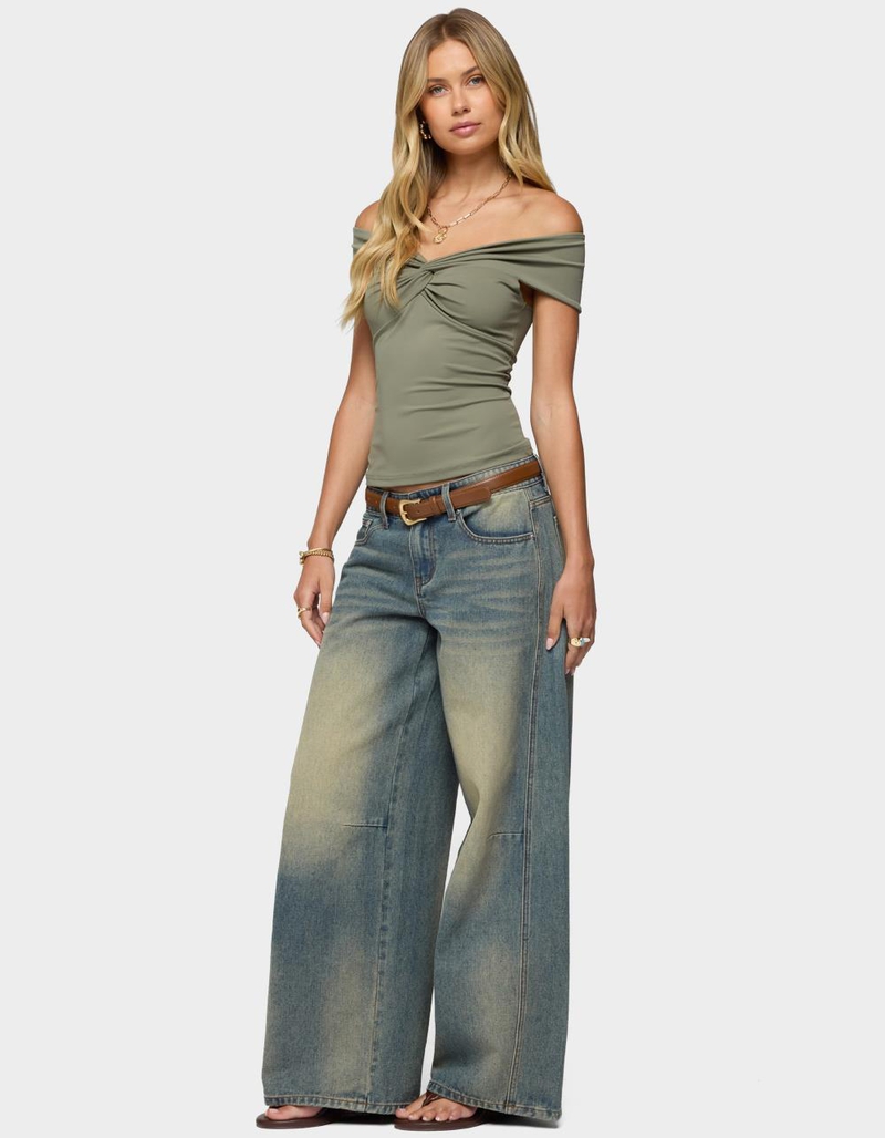 EDIKTED Twisted Front Off Shoulder Top image number 3