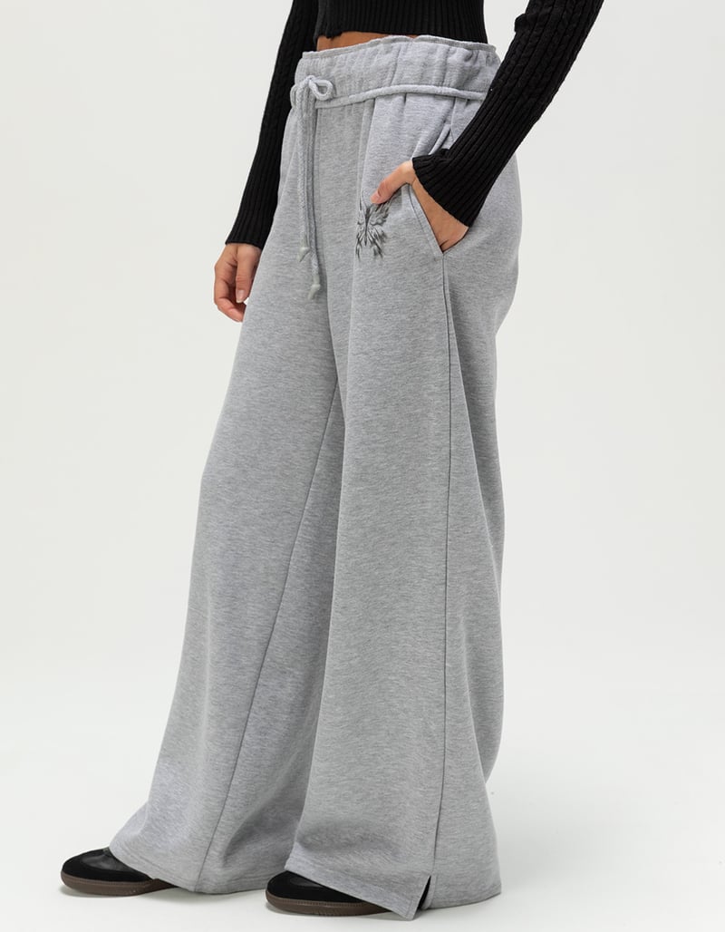 RSQ Womens Baggy Sweatpants image number 2