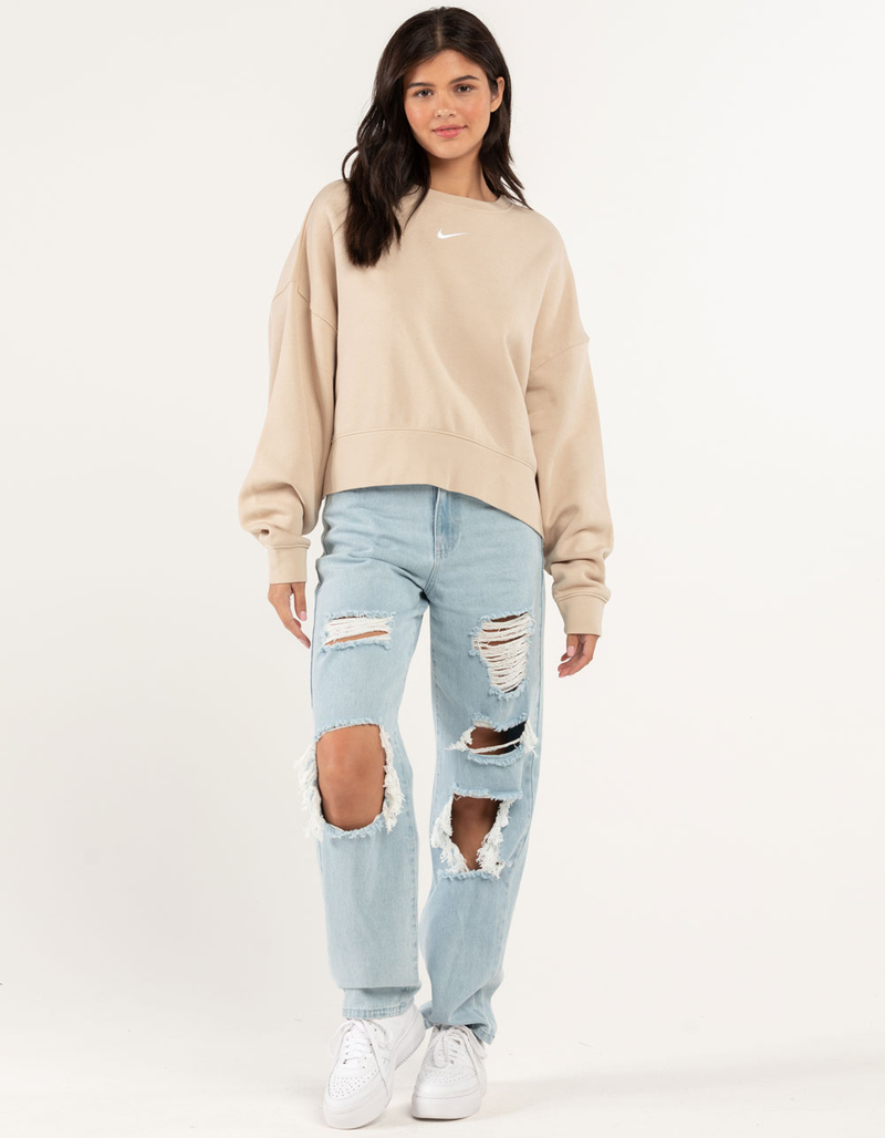 NIKE Sportswear Essentials Womens Oversized Crewneck Sweatshirt image number 3