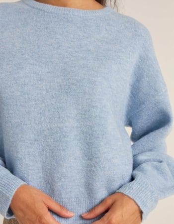 RHYTHM Powder Knit Womens Sweater Alternative Image