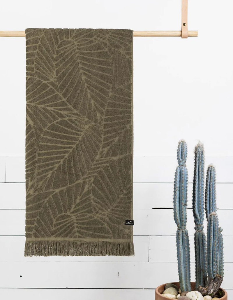 SLOWTIDE Kalo Bath Towel image number 2