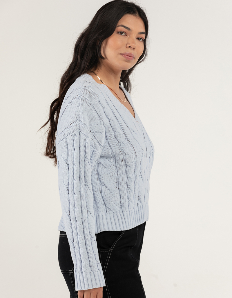 RSQ Womens Chenille Cable V Neck Sweater image number 4