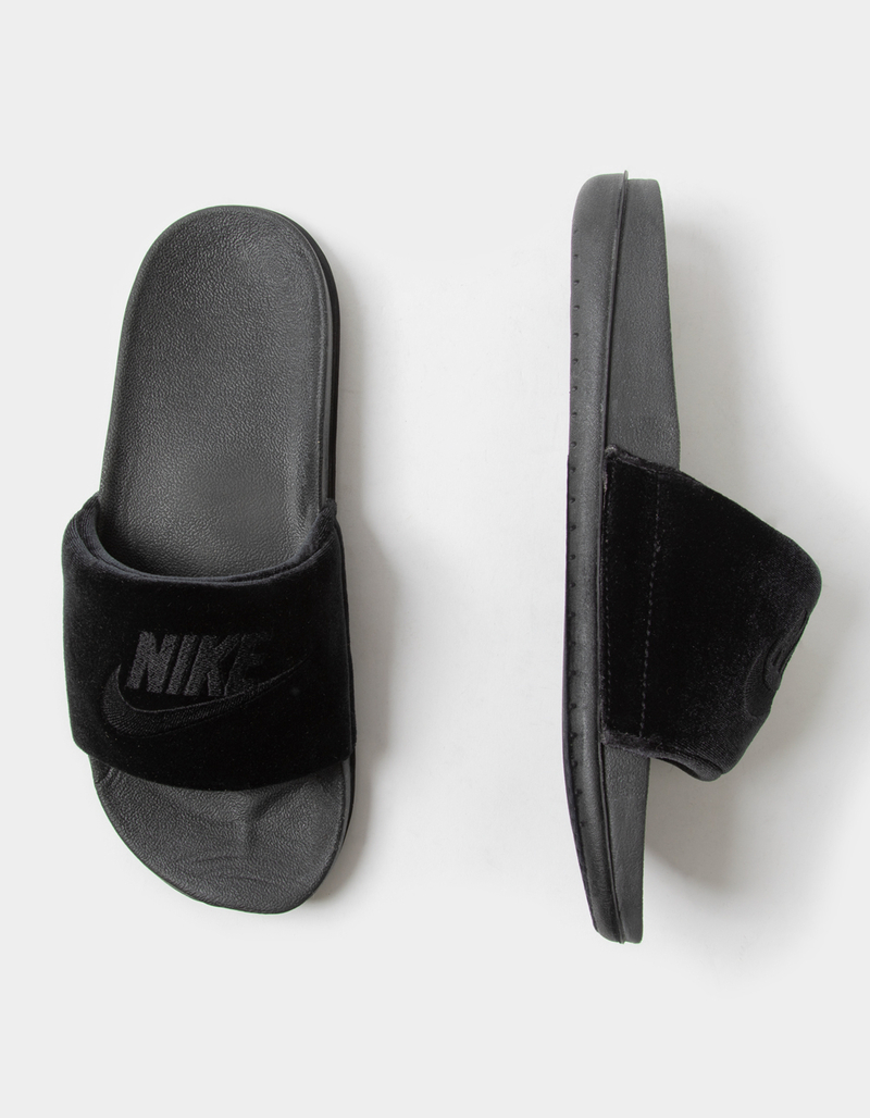 NIKE Womens Velvet Slide Sandals image number 4