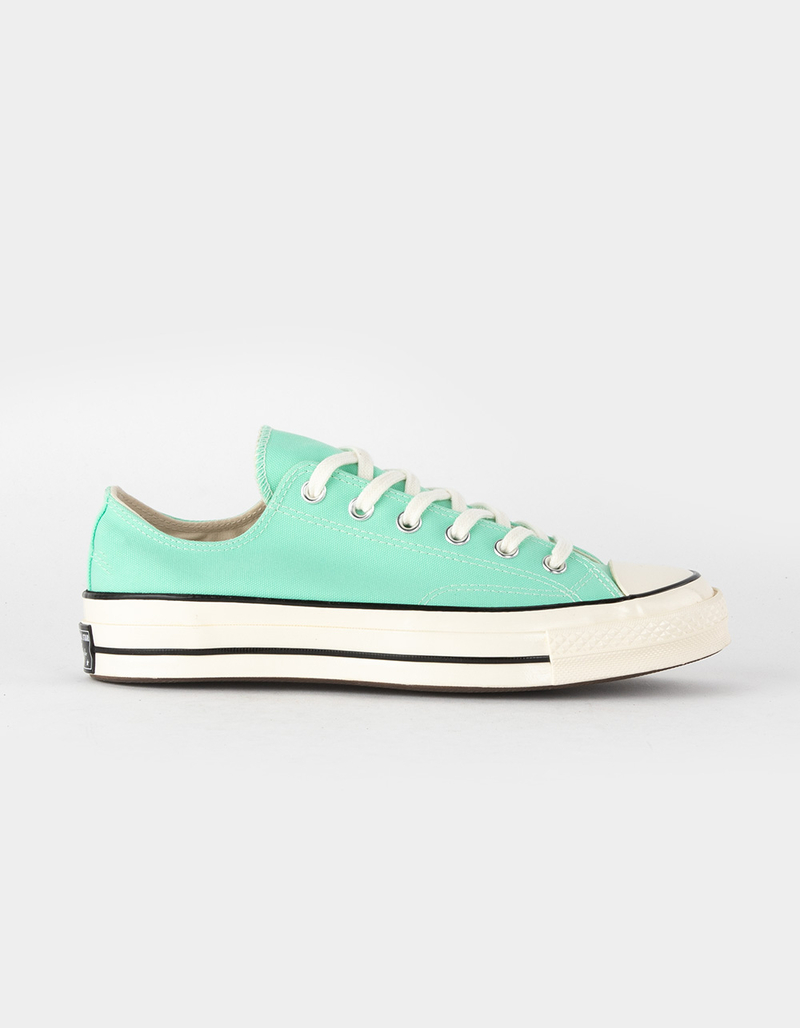 CONVERSE Chuck 70 Low Top Womens Shoes image number 1