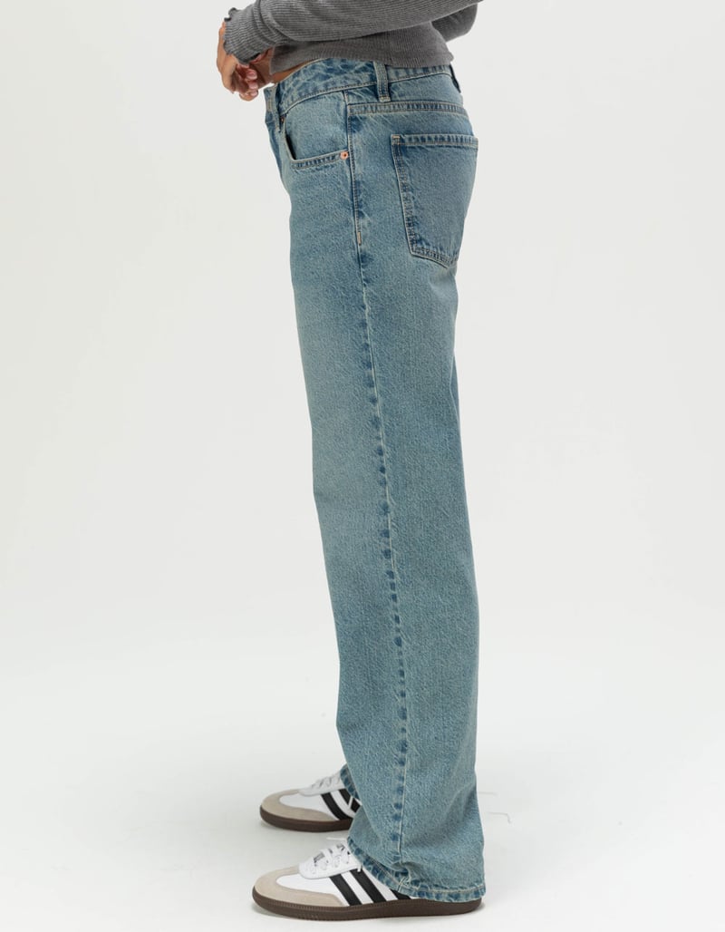 RSQ Womens Heart Breaker Loose Straight Jeans image number 3