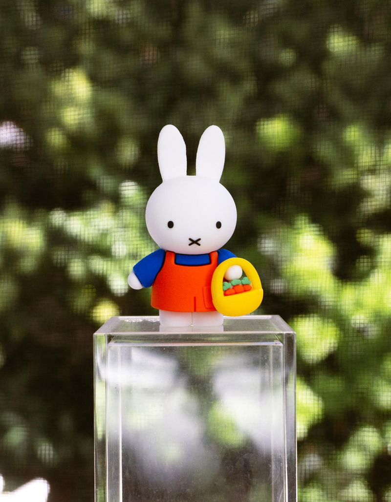 SMOKO Miffy Summer Series Mini Figure Blind Box image number 2