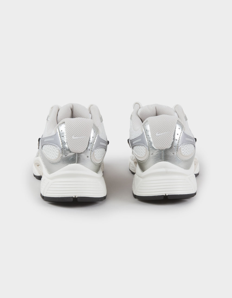 NIKE V5 RNR Womens Shoes image number 3