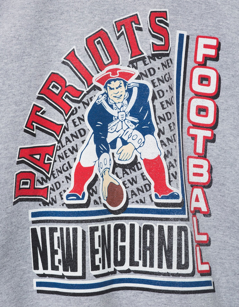 JUNK FOOD New England Patriots Backfield Womens Boyfriend Crewneck Sweatshirt image number 1