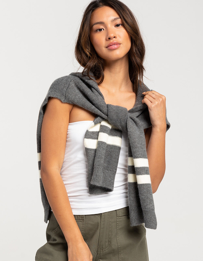 DO EVERYTHING IN LOVE Sweater Scarf image number 1