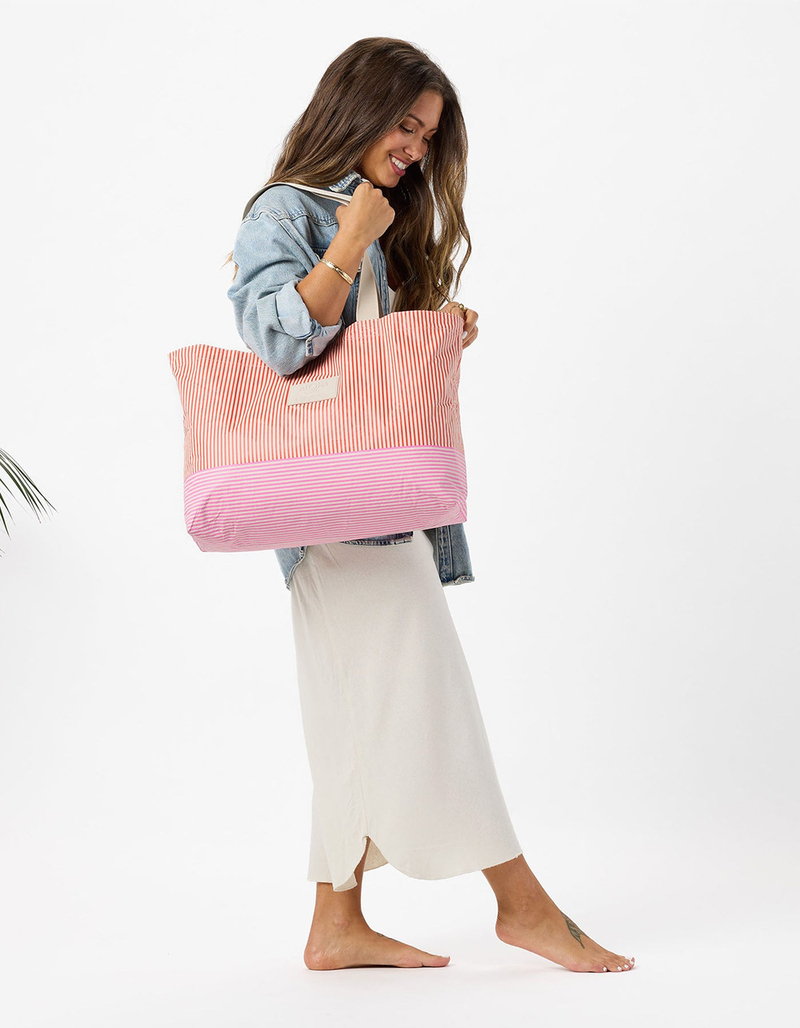 ALOHA COLLECTION Cabana Holo Holo Tote Bag image number 4