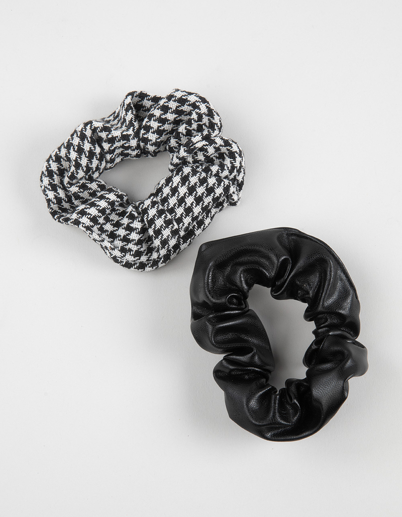 FULL TILT 2 Pack Faux Leather/Gingham Scrunchies image number 1