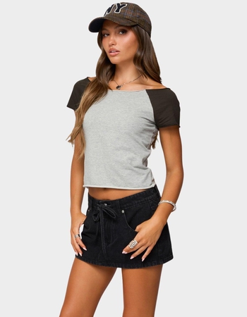 EDIKTED Liva Contrast Raglan Tee Alternative Image