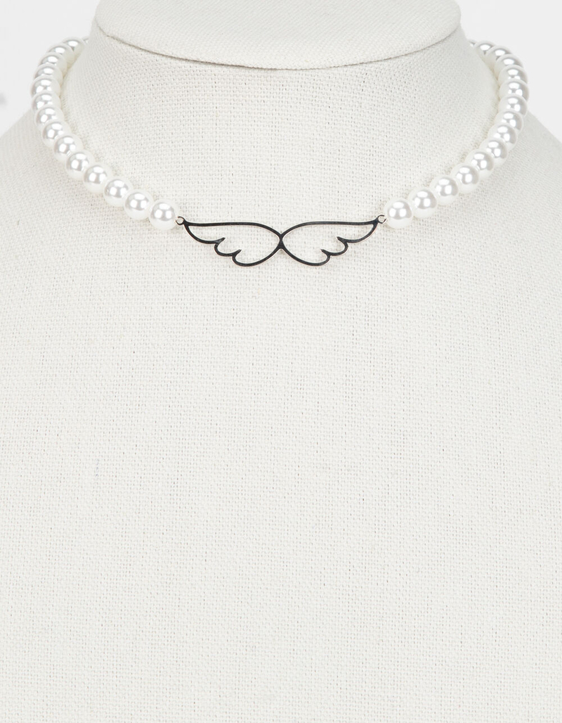 FULL TILT Wing Charm Pearl Choker image number 1