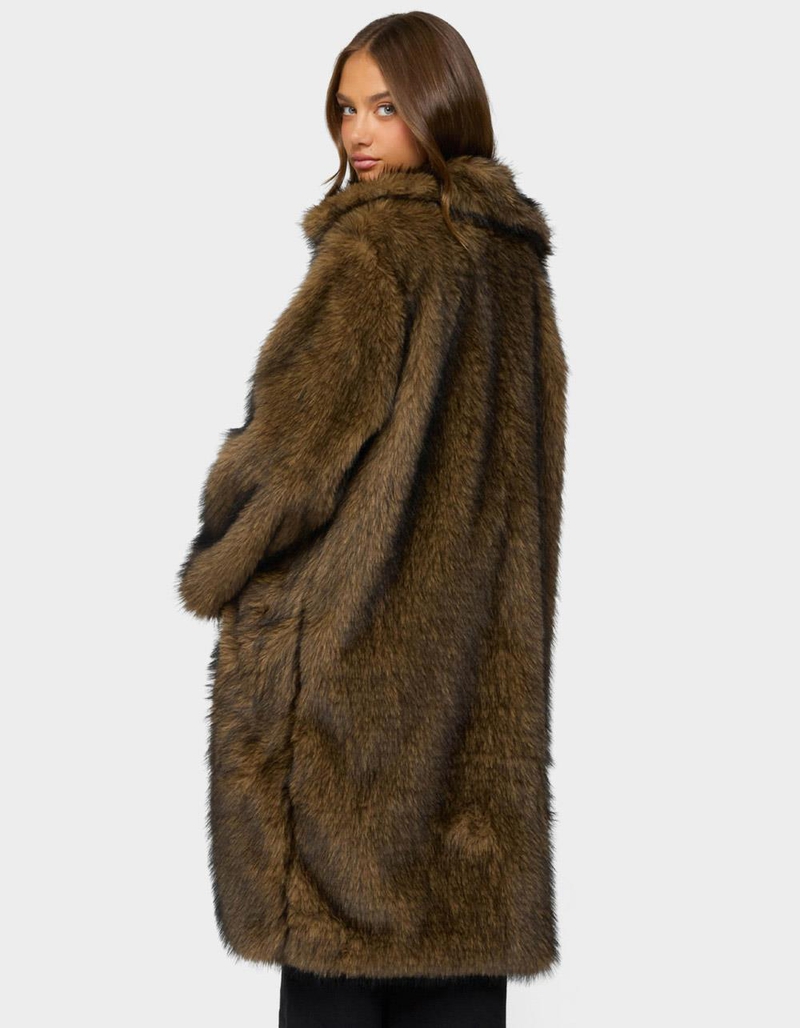 EDIKTED Saphira Oversized Faux Fur Maxi Coat image number 2