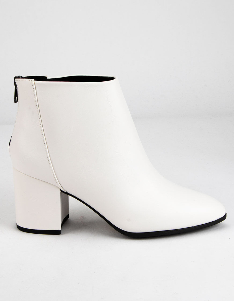 DELICIOUS Clean White Womens Booties image number 1