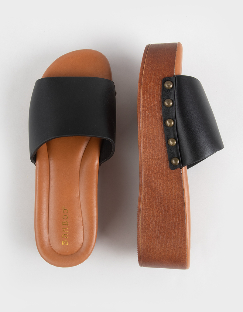 BAMBOO Rez Womens Studded Flatform Slides image number 6