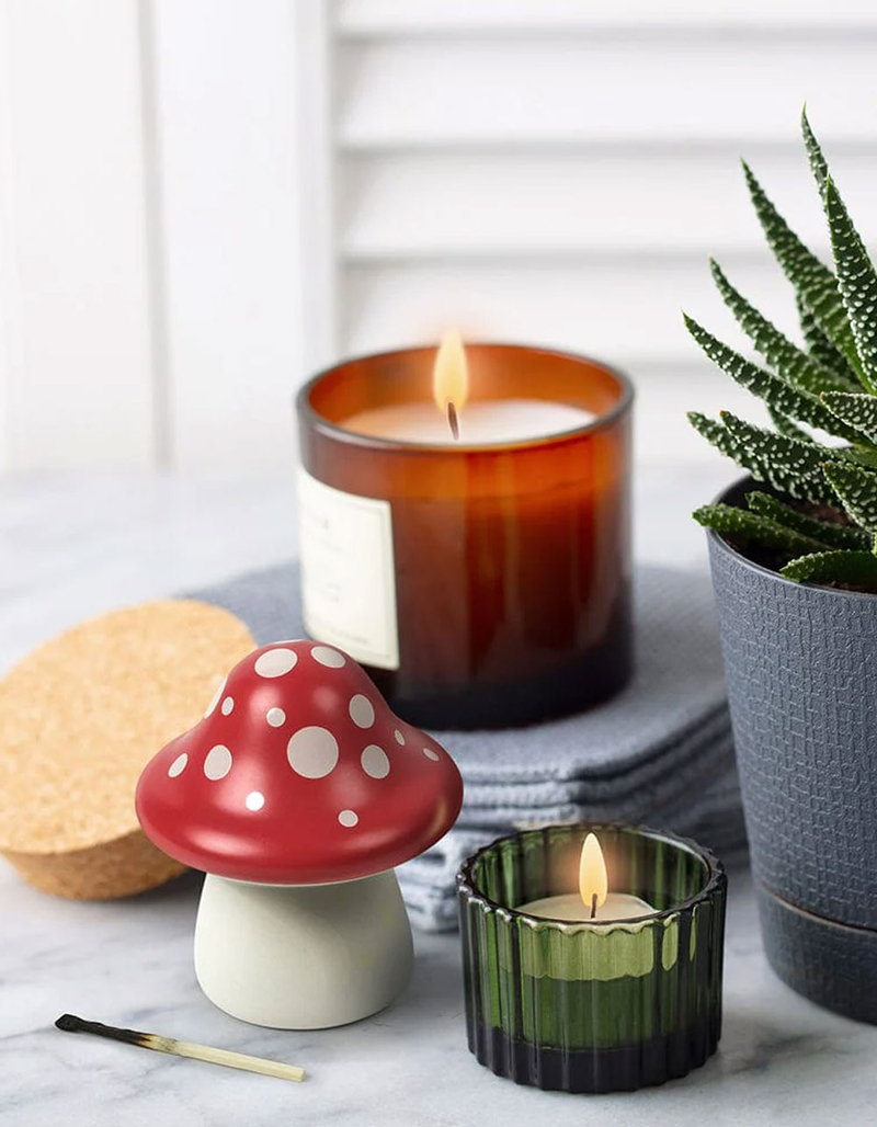 FRED & FRIENDS Merry Mushroom Match Strike image number 1