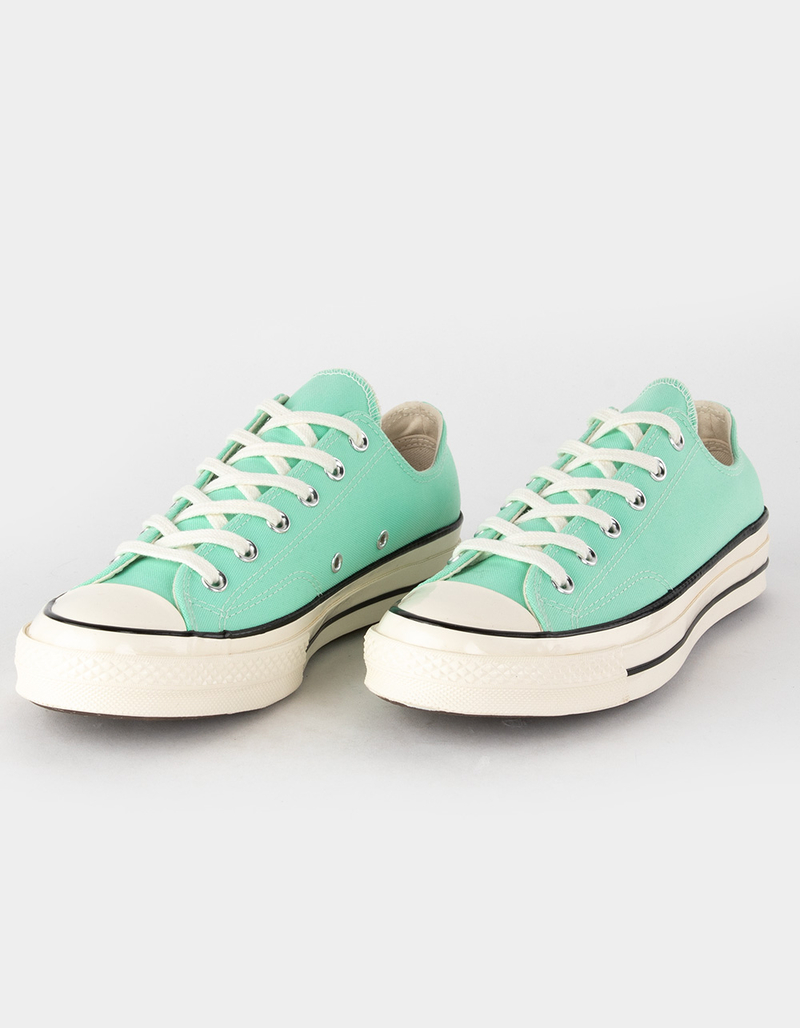 CONVERSE Chuck 70 Low Top Womens Shoes image number 0