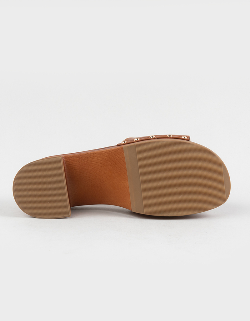 Bamboo Silveroak Womens Platform Heels image number 2