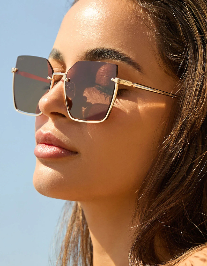 DIFF EYEWEAR Analise Polarized Sunglasses image number 5
