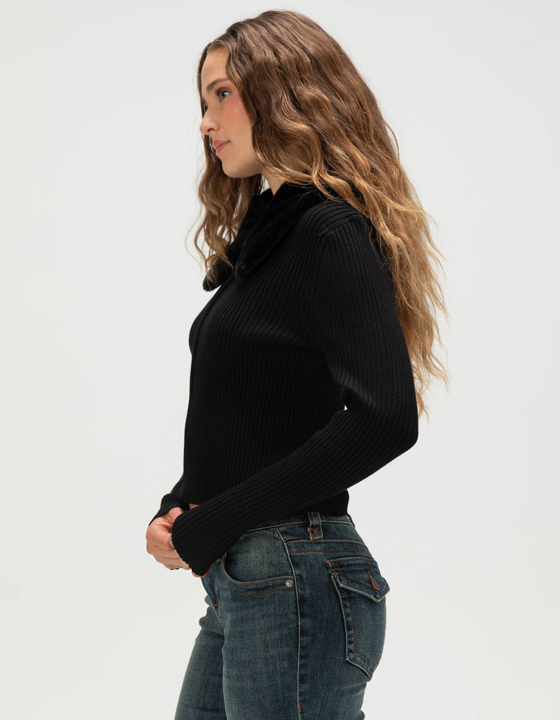 MADDEN GIRL Fur Collar Womens Zip-Up Sweater image number 2