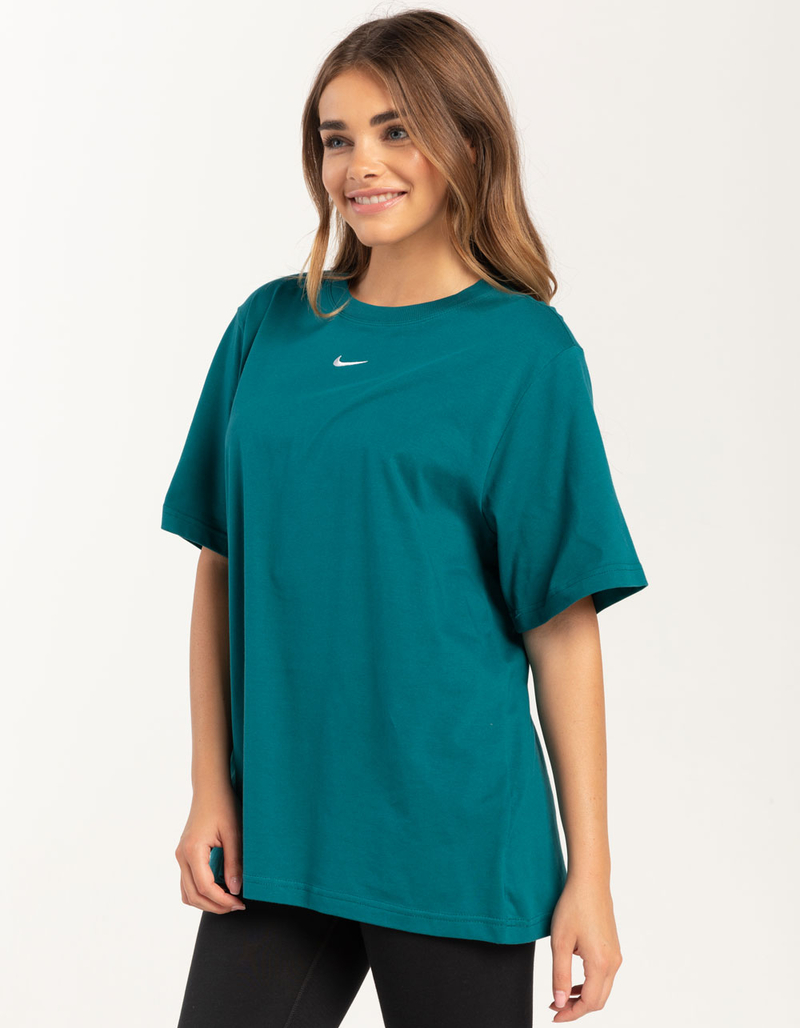 NIKE Sportswear Essentials Womens Tee image number 2