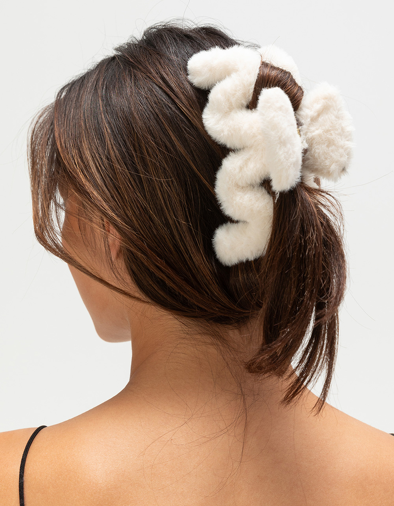 FULL TILT Oversized Faux Fur Plush Claw Clip image number 2