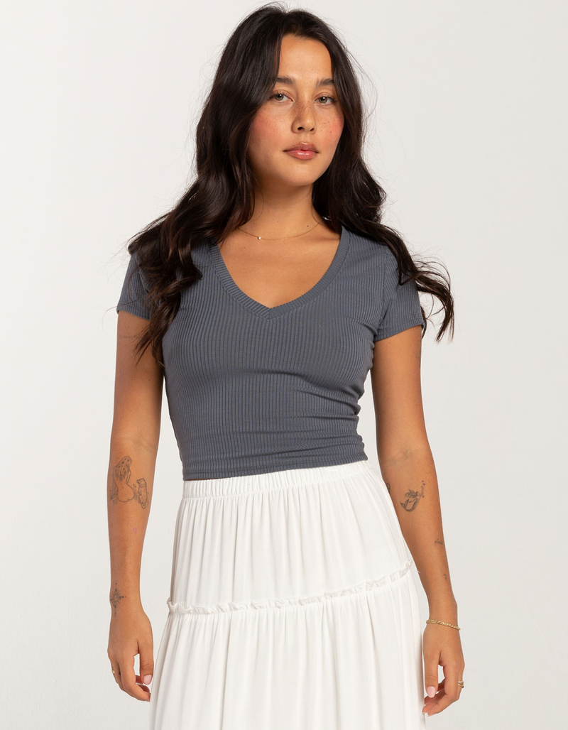 TILLYS V-Neck Rib Womens Tee image number 0