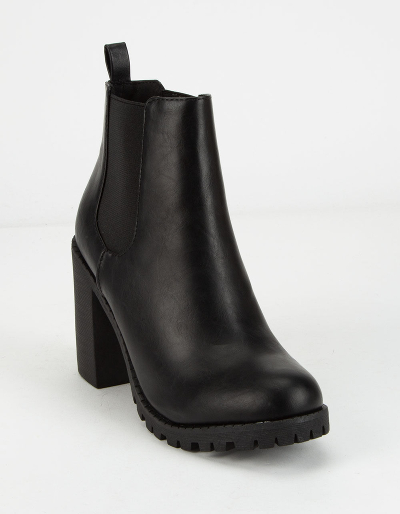 SODA Lug Sole Double Gore Womens Ankle Boots image number 0