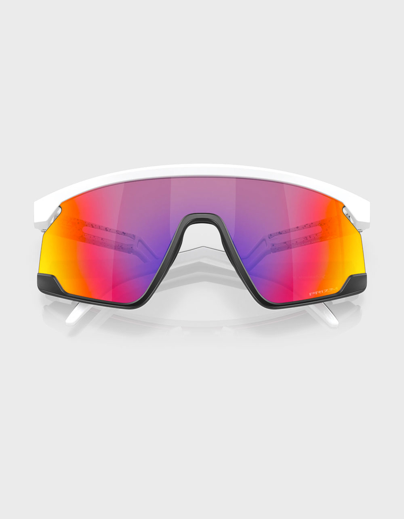 OAKLEY BXTR Sunglasses image number 4