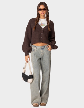 EDIKTED Sabrina Chunky Knit Cropped Cardigan Alternative Image