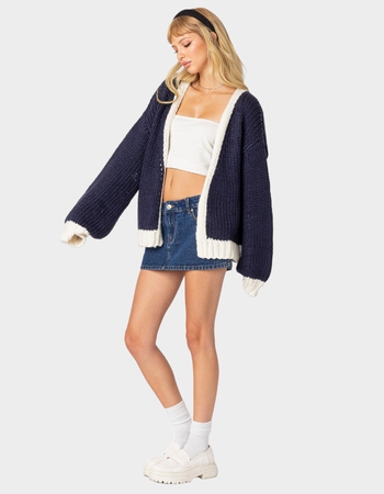 EDIKTED Contrast Chunk Knit Womens Cardigan Alternative Image