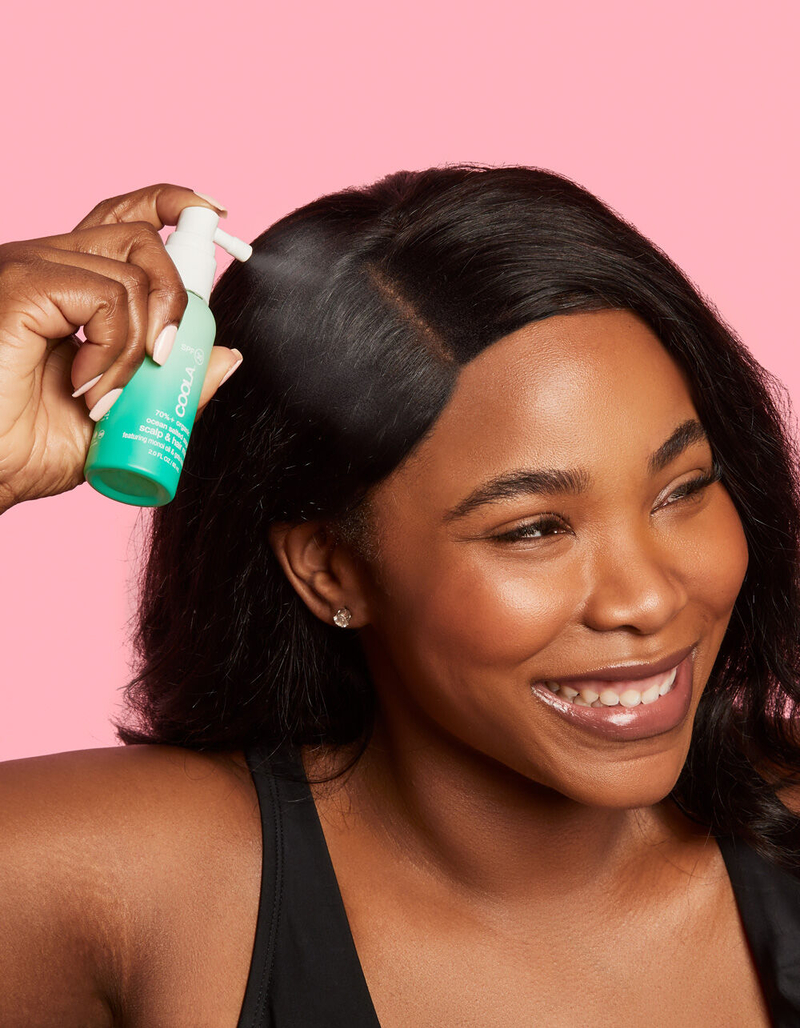 COOLA Scalp & Hair Mist SPF 30 Organic Sunscreen image number 4