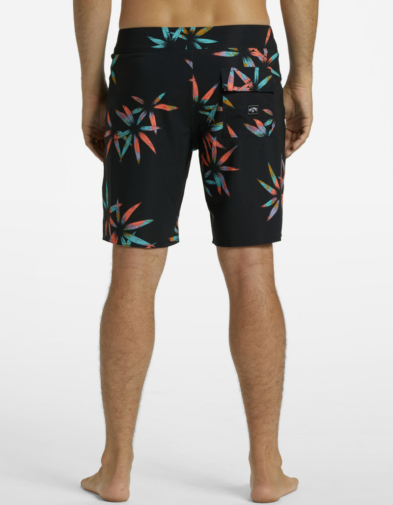 BILLABONG Sundays Pro 19" Mens Boardshorts image number 4