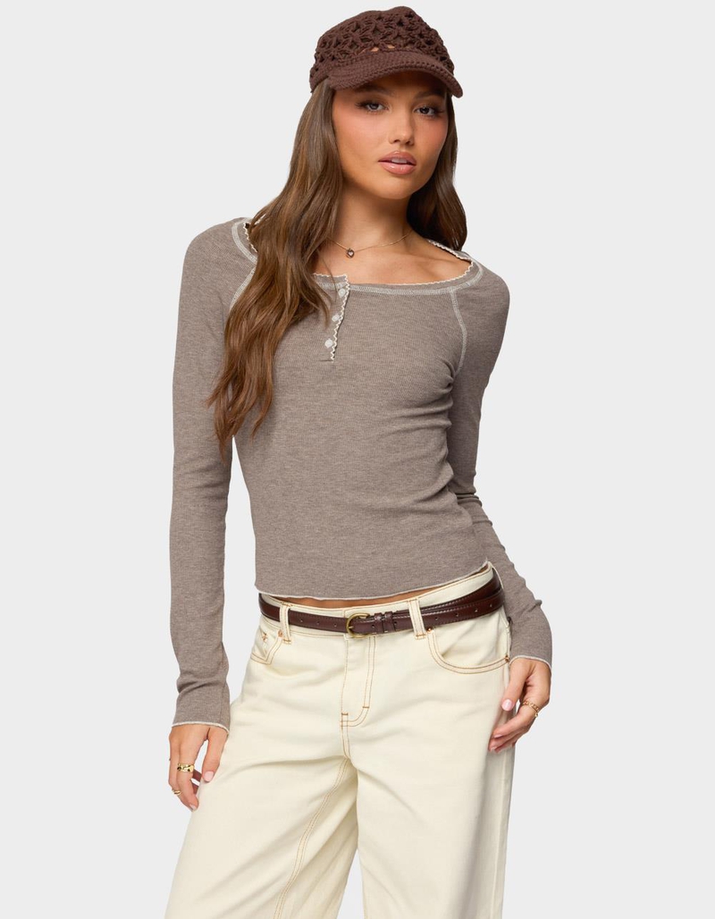 EDIKTED Ensley Contrast Stitch Henley Top image number 0
