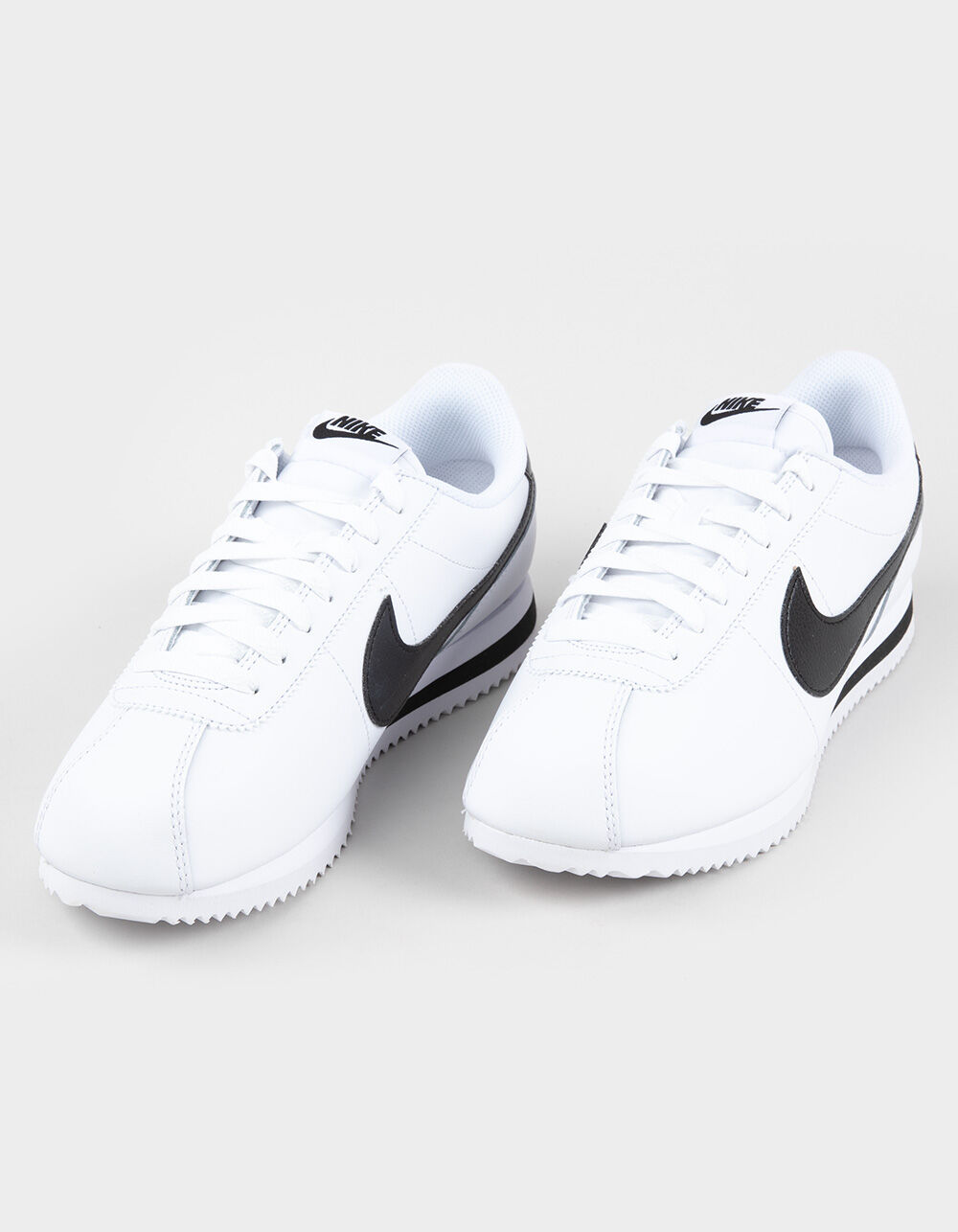 nike cortezes