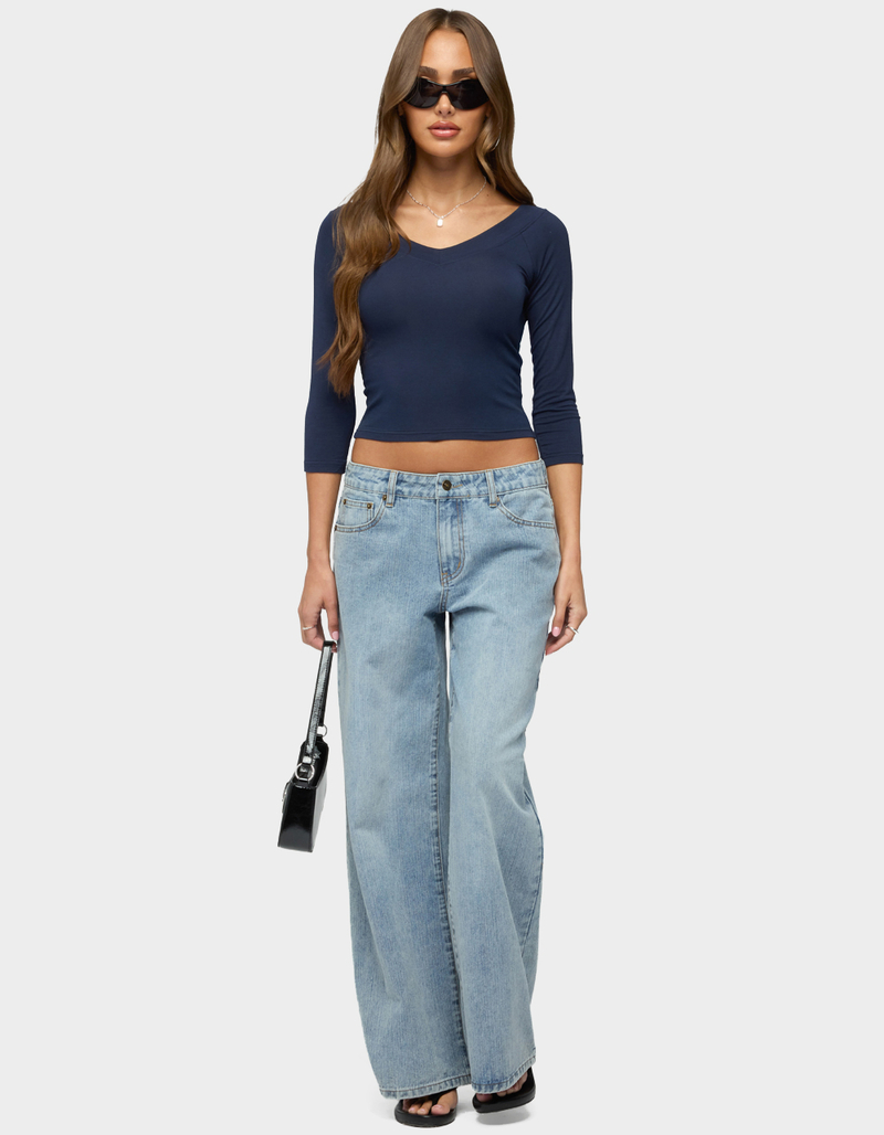 EDIKTED Darynne Low Rise Baggy Jeans image number 4
